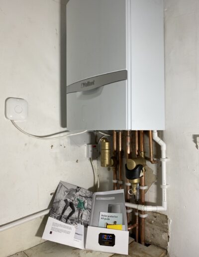 Vaillant combi boiler with MagnaClean filter and new copper pipework